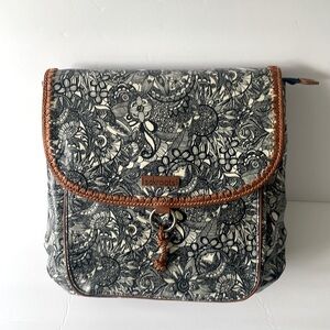 SAKROOTS Women's Convertible Backpack Tote, NAVY SPIRIT DESERT color BNWOT